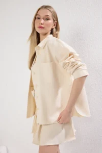 TRENDYOLMİLLA Beige Back Lace Detailed with pocket Regular Gabardine Jacket - Image 3