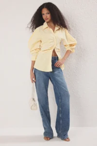 TRENDYOLMİLLA Light YELLOW Balloon Sleeve Detailed Waist Fitting Asymmetric Fitted  Shirt - Image 3
