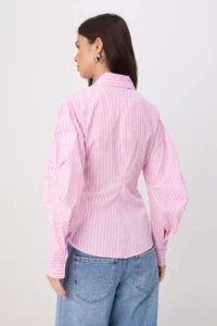 TRENDYOLMİLLA PINK-Multicolored Balloon Sleeve Detailed Waist Fitting Asymmetric Fitted Shirt - Image 4