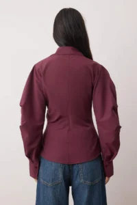 TRENDYOLMİLLA Plum Balloon Sleeve Detailed Waist Fitting Asymmetric Fitted Shirt - Image 4