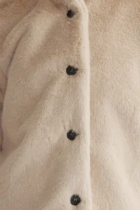 TRENDYOLMİLLA Ecru Regular Pattern Fur Jacket Coat - Image 4