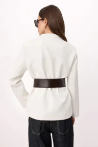 TRENDYOLMİLLA WHITE Arched Weaving Blazer Jacket - Image 4