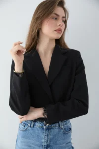 TRENDYOLMİLLA Black Skirt and Cuff Lace Detailed Crop Blazer Jacket - Image 2