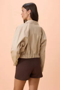 TRENDYOLMİLLA Beige buttoned Elastic Waist Thin Seasonal Poplin Jacket - Image 4