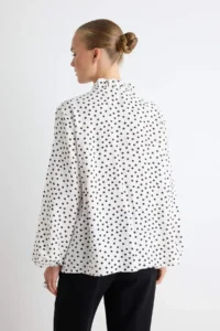 TRENDYOLMİLLA WHITE Polka Dot Ruffle Detailed Weaving Shirt - Image 4