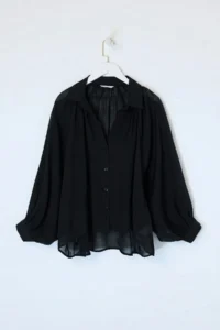 TRENDYOLMİLLA Black Thin Draped Balloon Sleeve Weaving Shirt - Image 5