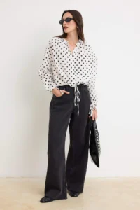 TRENDYOLMİLLA Black-WHITE Shirt - Image 2