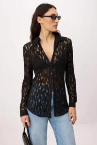 TRENDYOLMİLLA Black Plain Fitted Shirt Collar Long Sleeve Lace Knitting Shirt