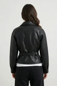 TRENDYOLMİLLA Black Regular Pattern Belted Faux Leather Coat - Image 3