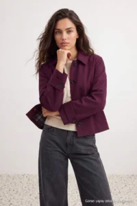 TRENDYOLMİLLA Plum Patterned Lined Soft Touch Oversized Short Coat - Image 2