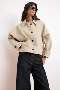 TRENDYOLMİLLA Stone Patterned Lined Soft Touch Oversized Short Coat - Image 3