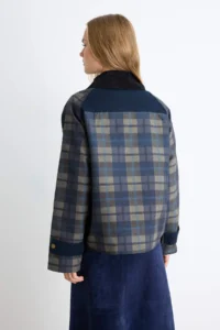 TRENDYOLMİLLA NAVY BLUE Plaid Regular Pattern Coat - Image 5