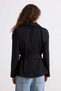 TRENDYOLMİLLA Black Oversized Belted Short Trench Coat - Image 6