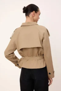 TRENDYOLMİLLA Beige Regular High Neck Arched Short Trench Coat - Image 5