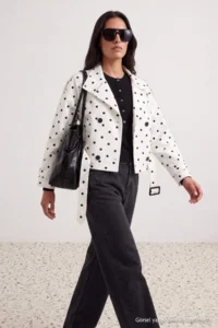 TRENDYOLMİLLA Multicolored Polka Dot Regular High Neck Arched Gabardine Short Trench Coat - Image 2