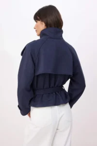 TRENDYOLMİLLA NAVY BLUE Regular High Neck Arched Short Suede Trench Coat - Image 4