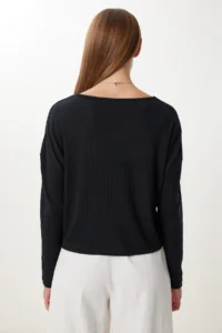 Happiness İstanbul Women Black V-neck Basic Ribbed Knitting Blouse - Image 4