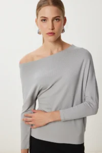 Happiness İstanbul Women Gray Boat Neck Basic Knitwear Blouse - Image 2
