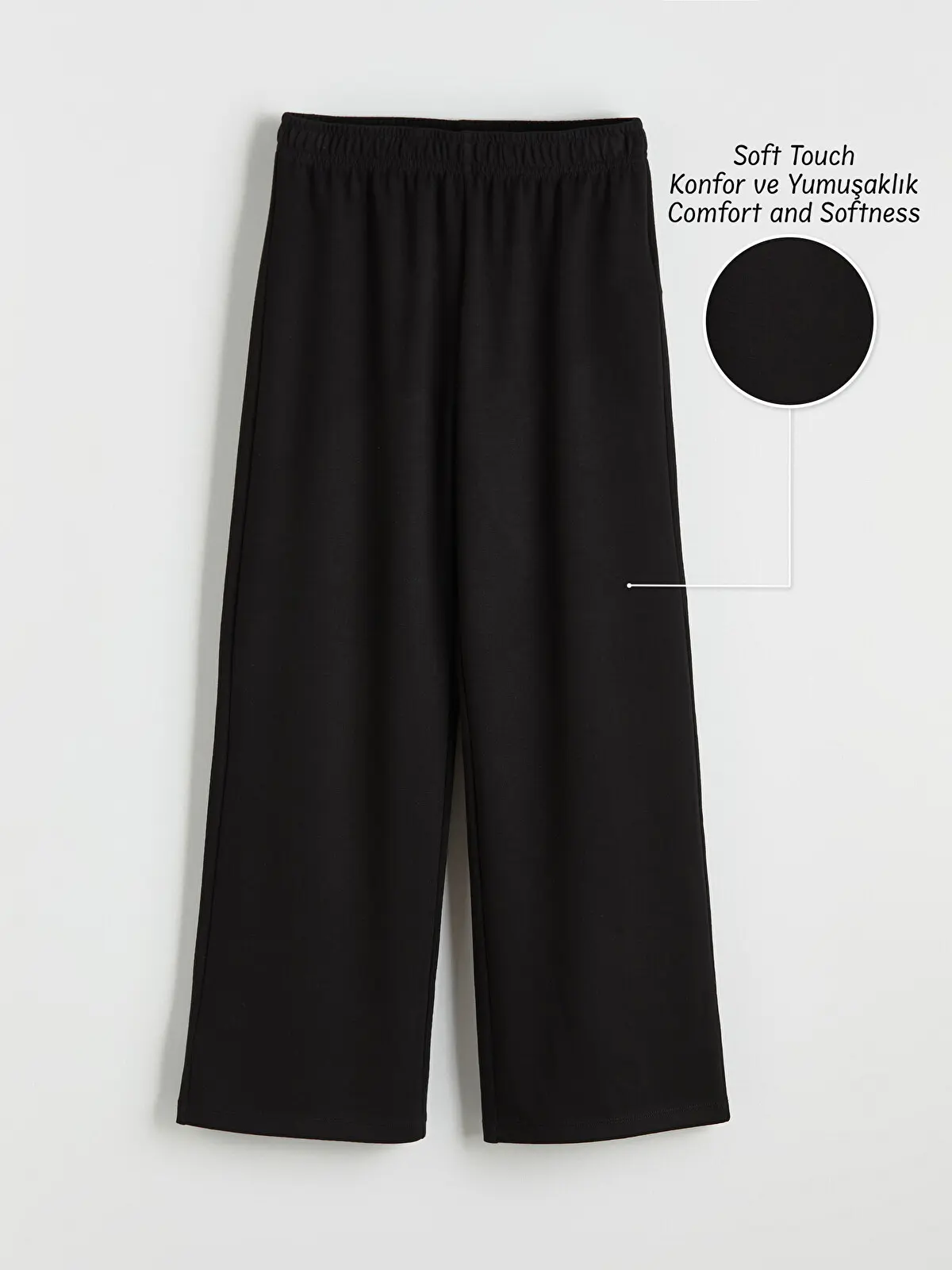 W62603Z4-CVL_1 LC Waikiki Black LCW KidsGirl Kids Wide Leg Soft Touch Sweatpants - Image 1