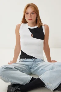 Happiness İstanbul Women's White Black Contrast Color Stretchy Knitwear Blouse