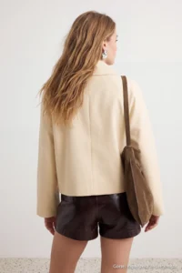 TRENDYOLMİLLA Beige High Neck buttoned Oversized Pattern Coat - Image 4