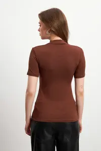 Bipantolon Women's 3 Pack Black Bitter Brown White Short Sleeve Blouse - Image 5