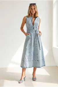 Olalook Women's Light Blue Half-Length Zippered Slit Long Denim Dress