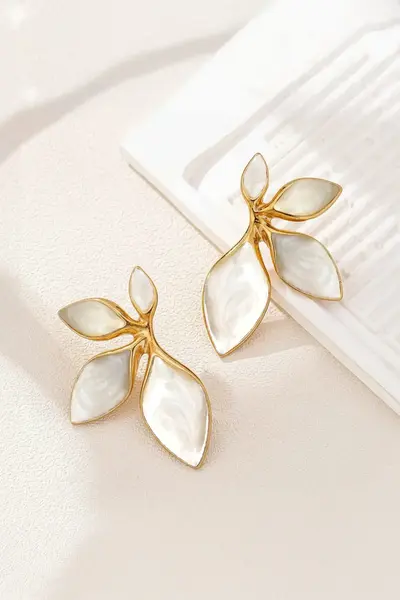 Glaren Mineli Yaprak Gold Color Women Earrings