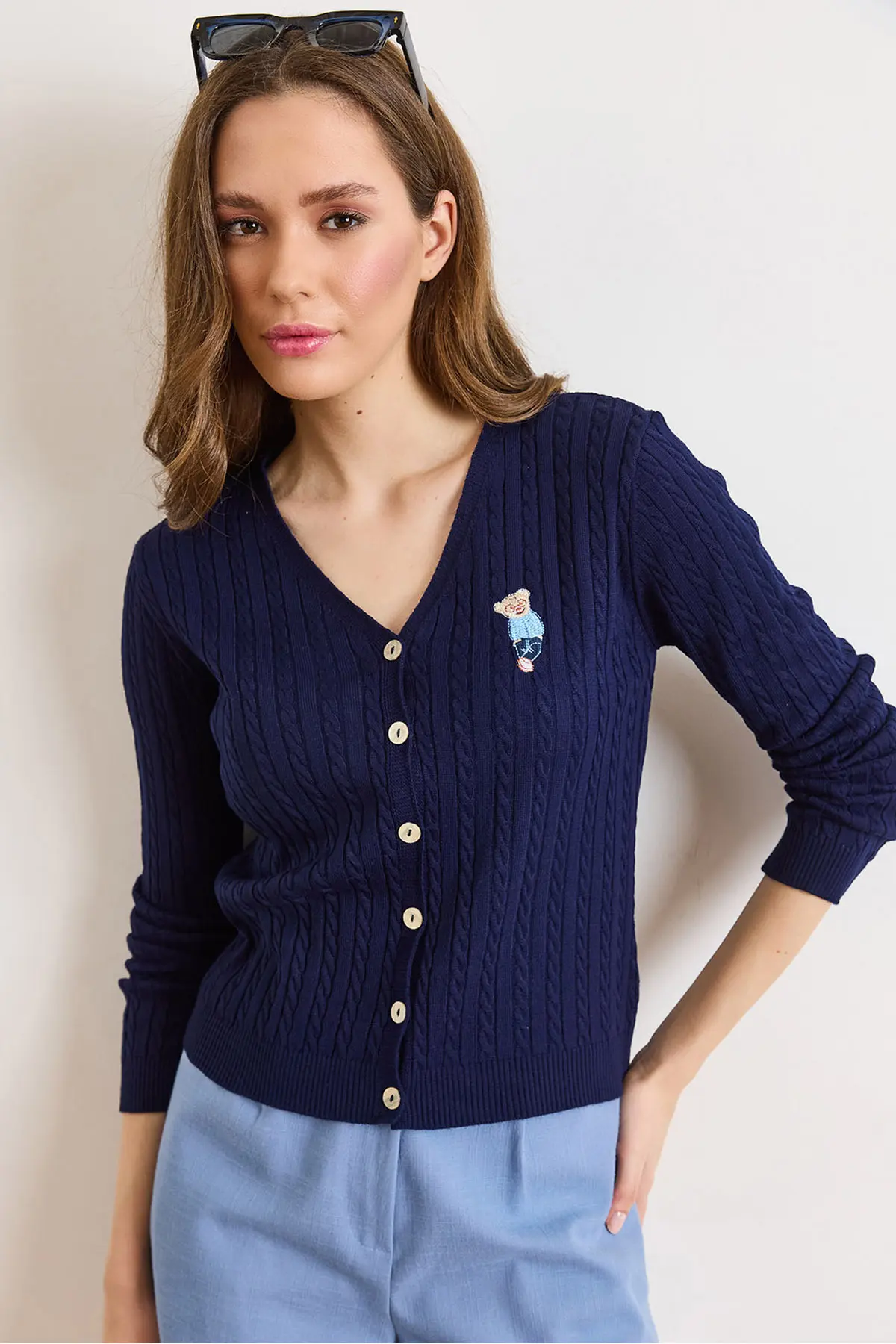 Olalook Women's Navy Blue V-Neck Buttoned Embroidery Detailed Hair Knitted Knitwear Cardigan
