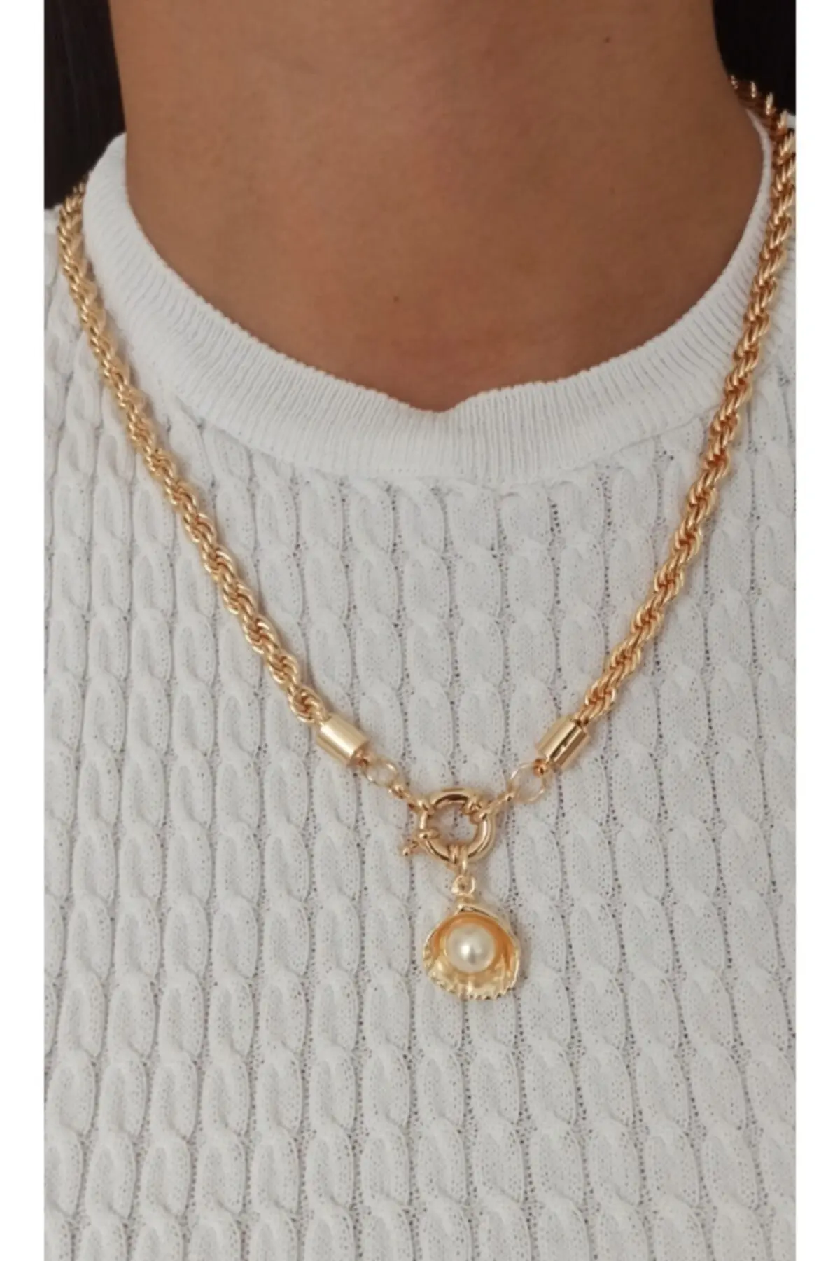 MagicStone Pearl Detailed Twisted Gemici Kilitli Necklace