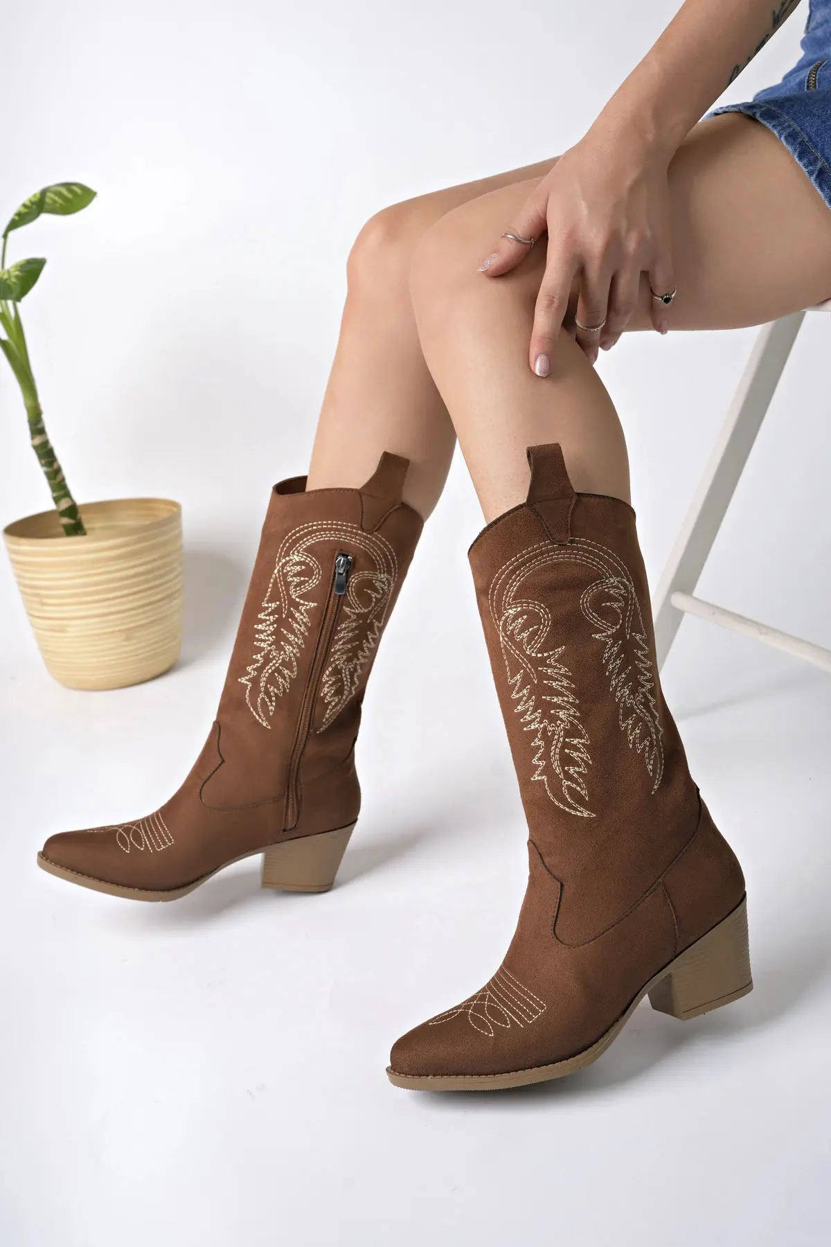 KVBOY88-DARK-TAN-SUEDE_1