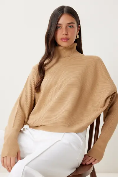 Happiness İstanbul Women's Biscuit Finger-Cut Crop Ribbed Knitwear Sweater