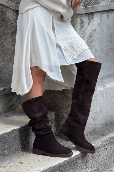 NSN-AHM9154K_Brown_Suede_1
