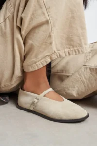 Nisantasi Shoes Nora Beige Suede Leather Hair Clip Detailed Flat Sole Women Flats - Image 2