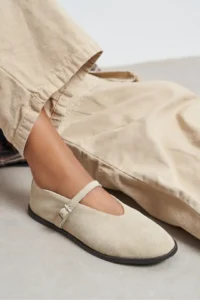 Nisantasi Shoes Nora Beige Suede Leather Hair Clip Detailed Flat Sole Women Flats - Image 8