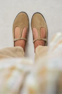 Nisantasi Shoes Mabel ROME BEIGE Drink-Dıç Suede Leather Hair Clip Detailed Flat Sole Women Flats - Image 4