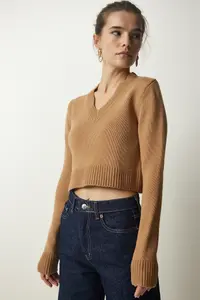 Happiness İstanbul Women Biscuit V-neck Crop Knitwear Sweater - Image 4