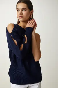 Happiness İstanbul Women's Navy Blue Window Detailed Single Sleeve Knitwear Sweater - Image 3