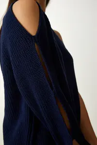 Happiness İstanbul Women's Navy Blue Window Detailed Single Sleeve Knitwear Sweater - Image 5