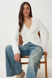 Happiness İstanbul Women's Bone Wrap Collar Seasonal Knitwear Sweater