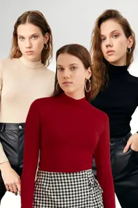 Bipantolon Women Burgundy Cream Black 3 Sets Blouse
