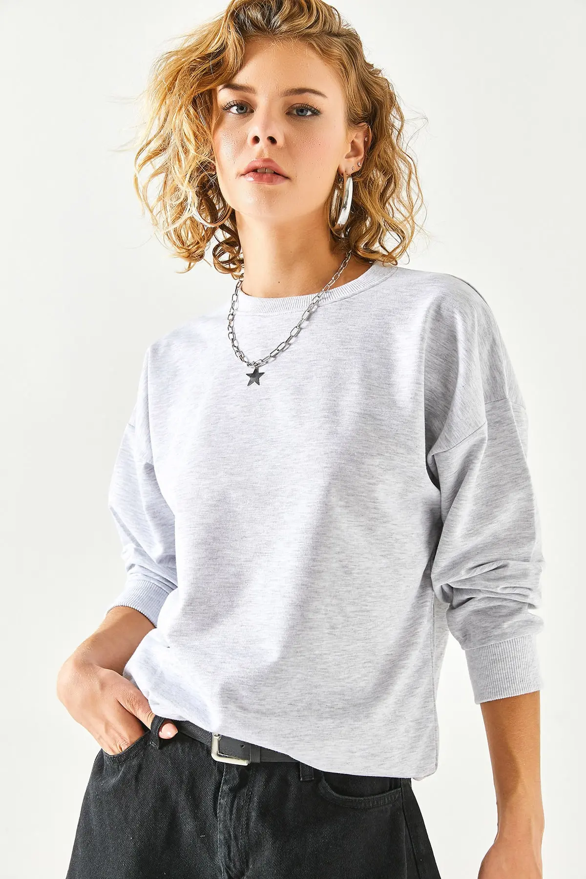 Olalook Women's Gray Melange Basic Soft Textured Loose Sweatshirt