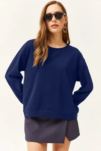 Olalook Women's Navy Blue Basic Soft Textured Loose Sweatshirt
