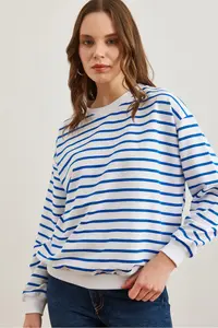 Olalook Women's White Saks Blue Basic Soft Textured Loose Sweatshirt - Image 2