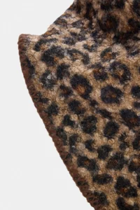 TRENDYOLMİLLA Scarf - Image 3