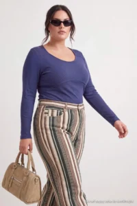 Trendyol Curve Indigo Camisole Crop Knitting Plus Size Blouse - Image 2