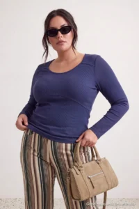 Trendyol Curve Indigo Camisole Crop Knitting Plus Size Blouse - Image 4