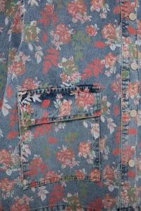 Trendyol Curve BLUE flower patterned DENIM Plus Size Jacket - Image 6