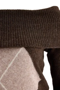 Trendyol Curve Brown Baklava Patterned Woolly Soft Carmen Collar Knitwear Sweater - Image 2