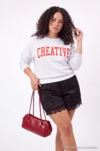Trendyol Curve Black Lace Detailed Plus Size Weaving Shorts&Bermuda - Image 4